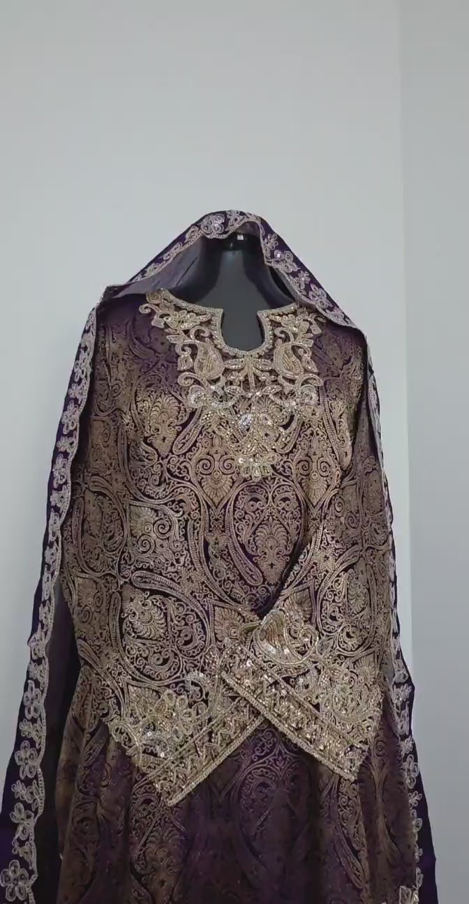 Pakistani suit