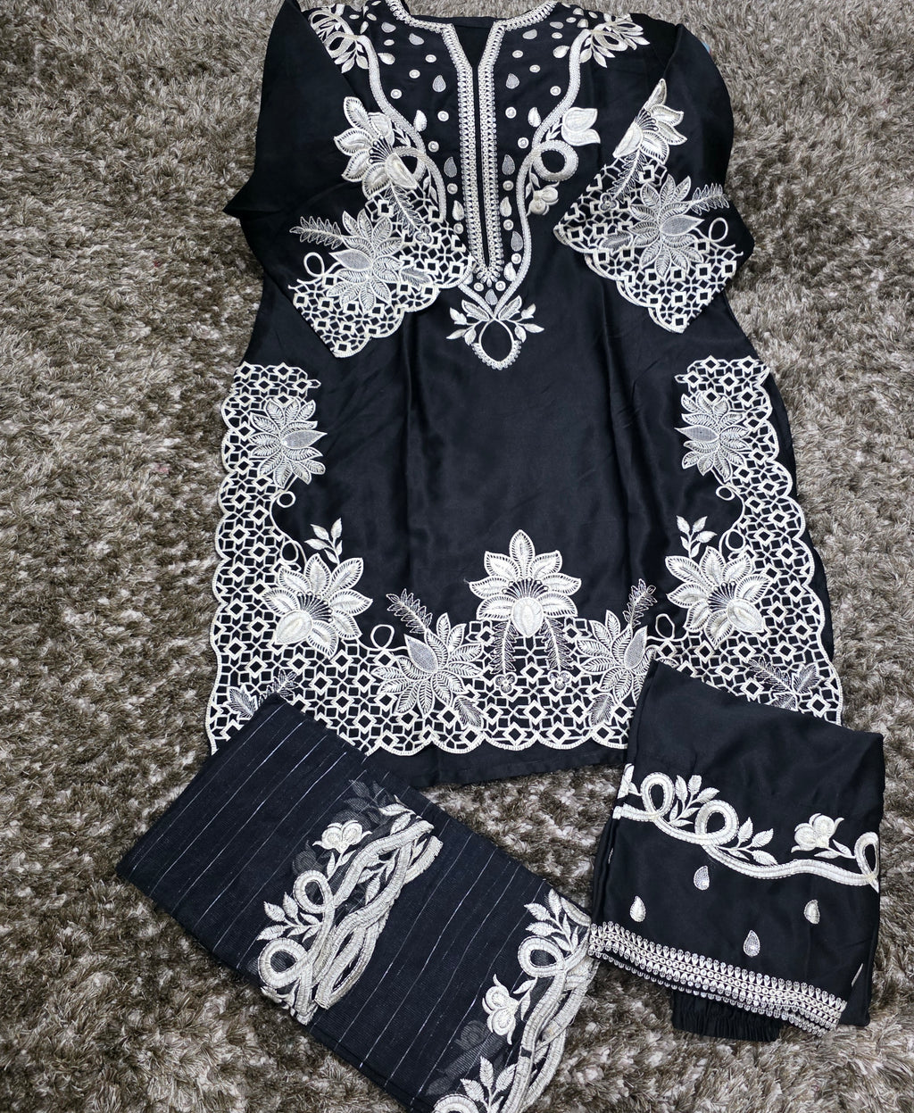 Farshi salwar