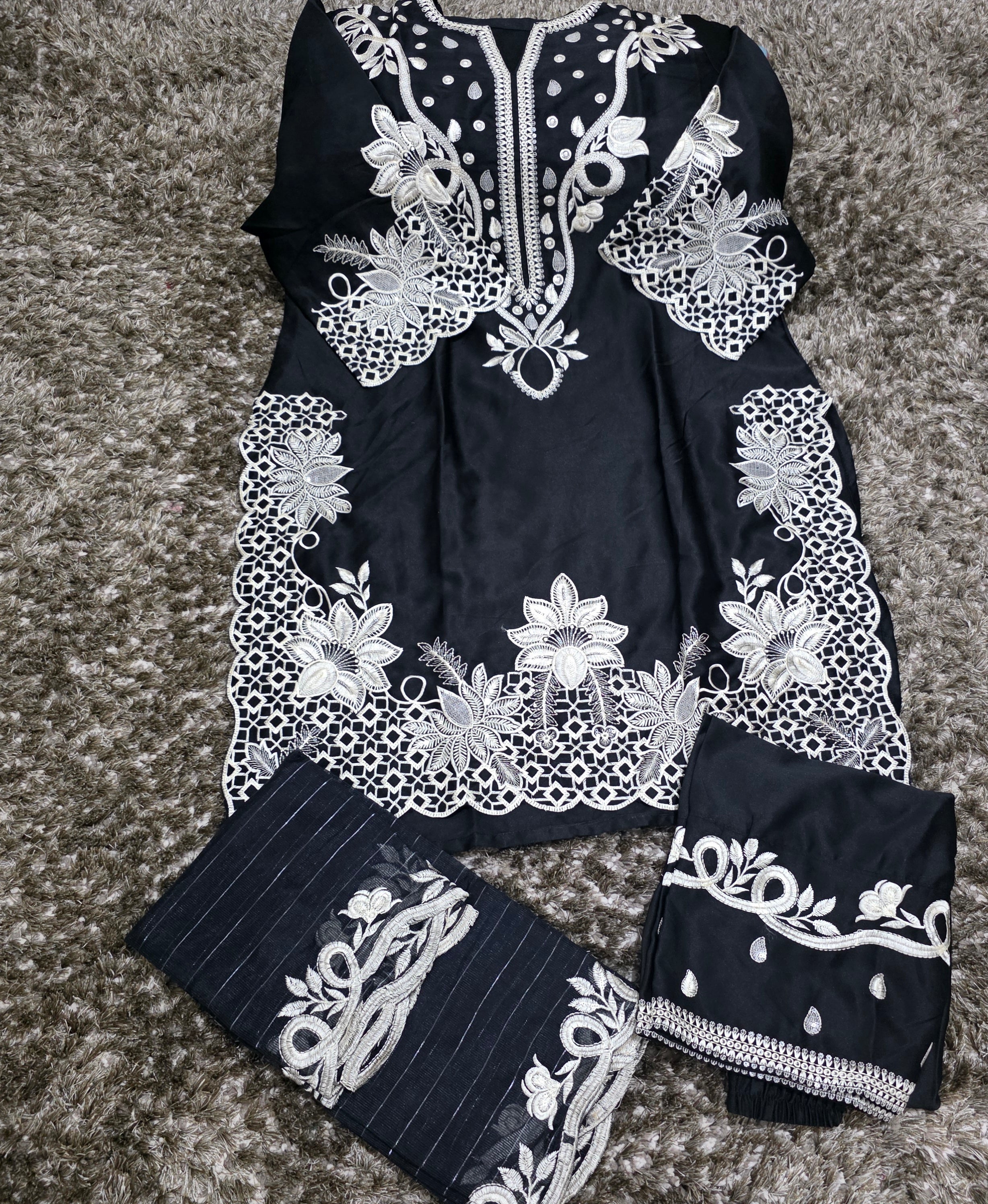 Farshi salwar