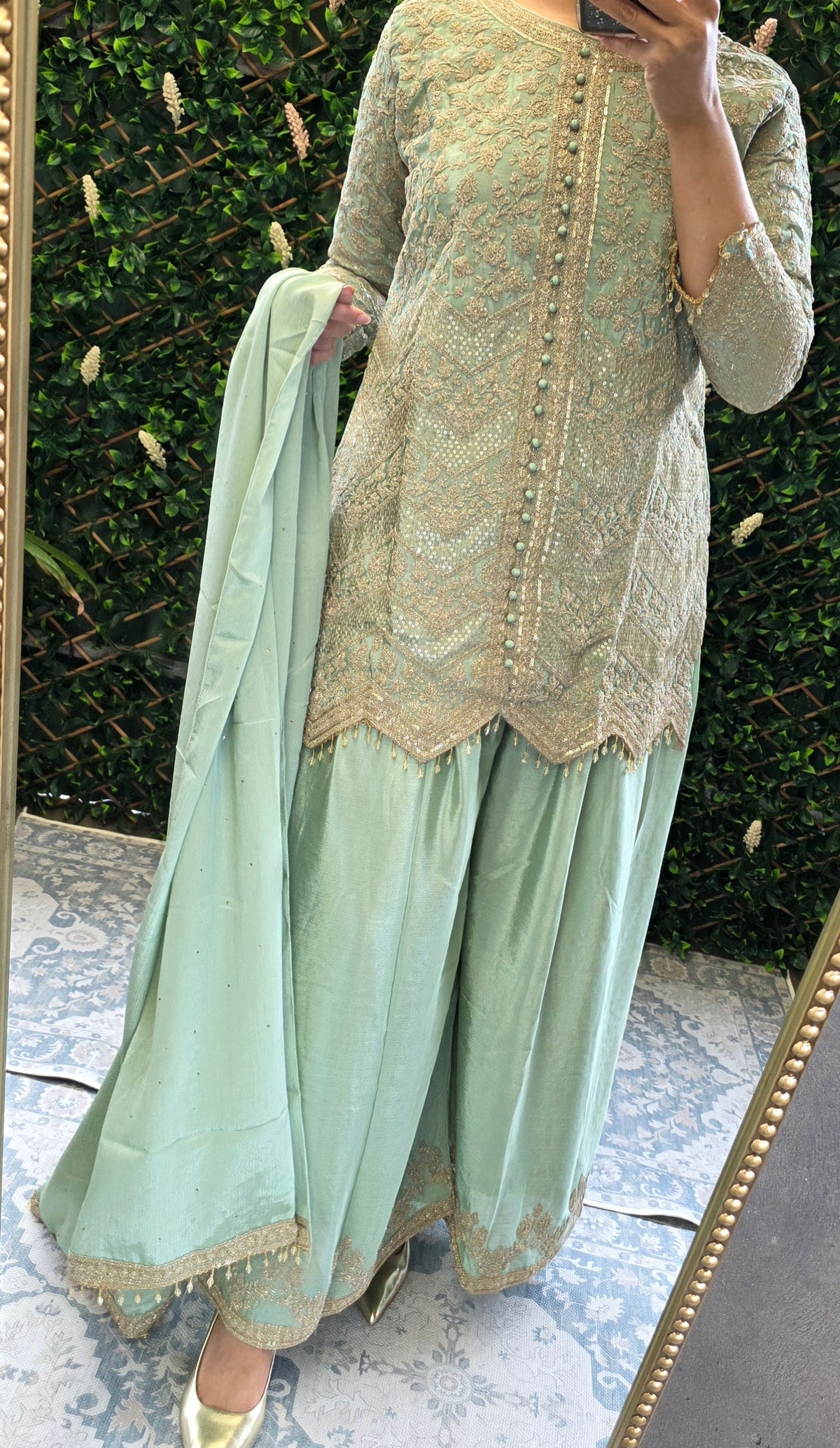 Party wear