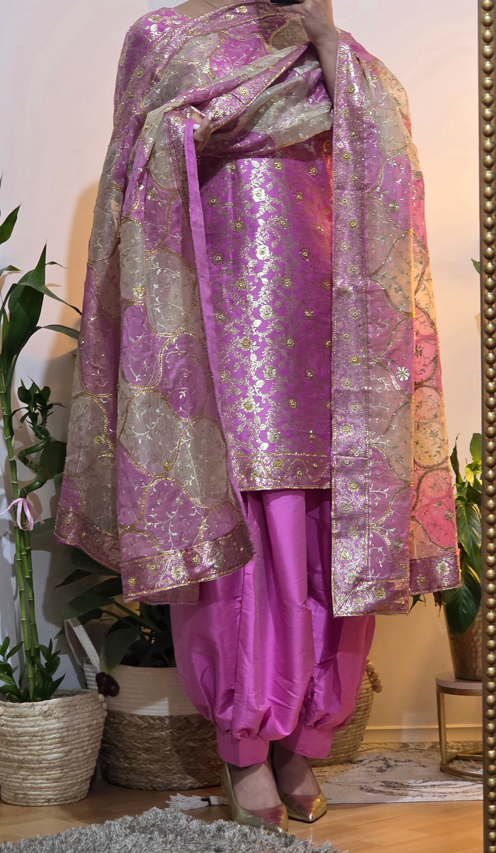 Rani pink balloon salwar suit